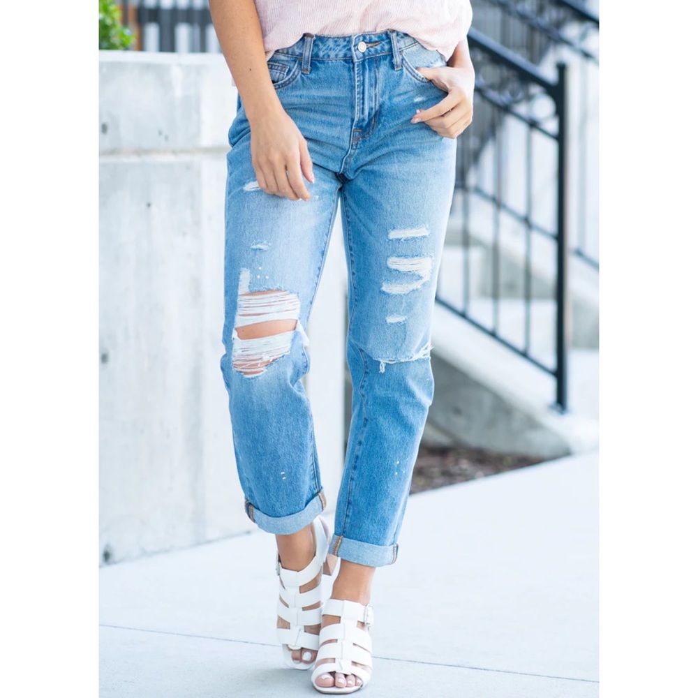 NWT VERVET BY FLYING MONKEY Light Blue Distressed Boyfriend Jeans (J514)
